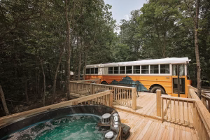 684b266a25acfe0639d1a31a skoolie snuggle bus tennessee glamping 10 1