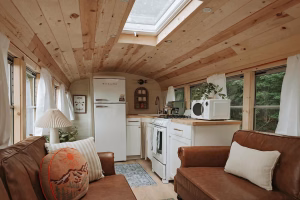 684b266ad3bba73d5886f3a9 skoolie snuggle bus tennessee glamping 20