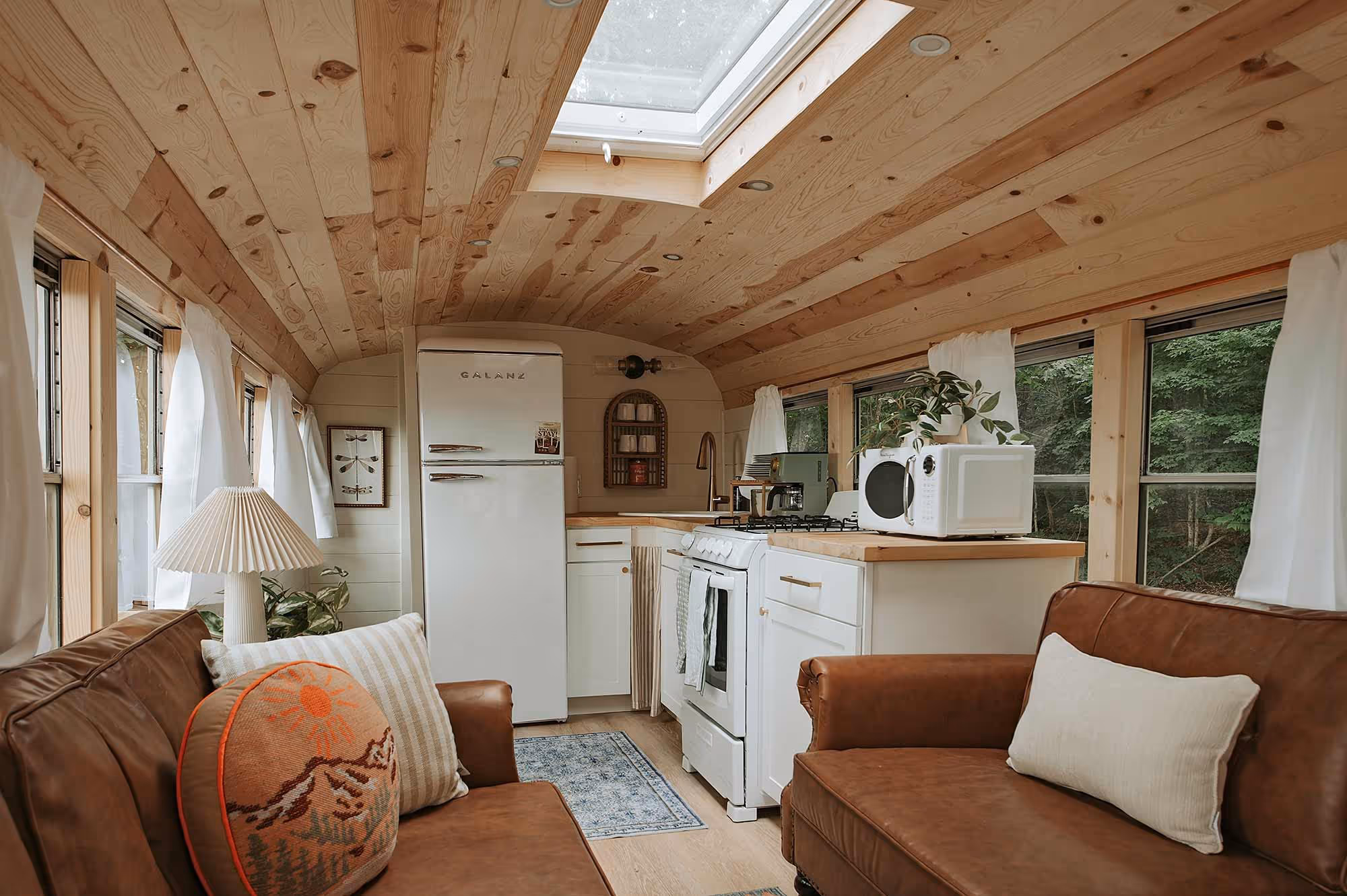 684b266ad3bba73d5886f3a9 skoolie snuggle bus tennessee glamping 20